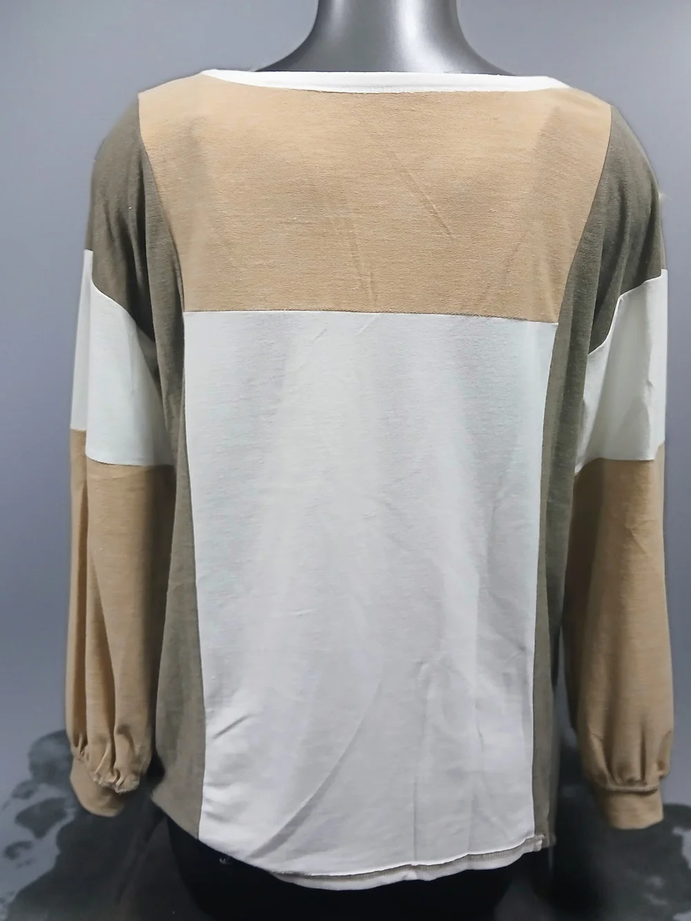 Colorblock Long-Sleeve Tee in White, Tan & Olive